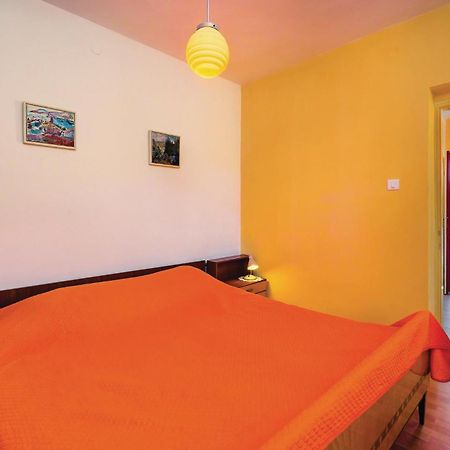 Lovely Apartment In Rabac With Kitchen Exterior foto